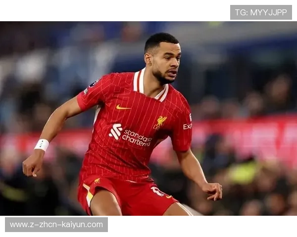 利物浦加克波高速插上冲击对方防线并得分：速度与技术的极致对决